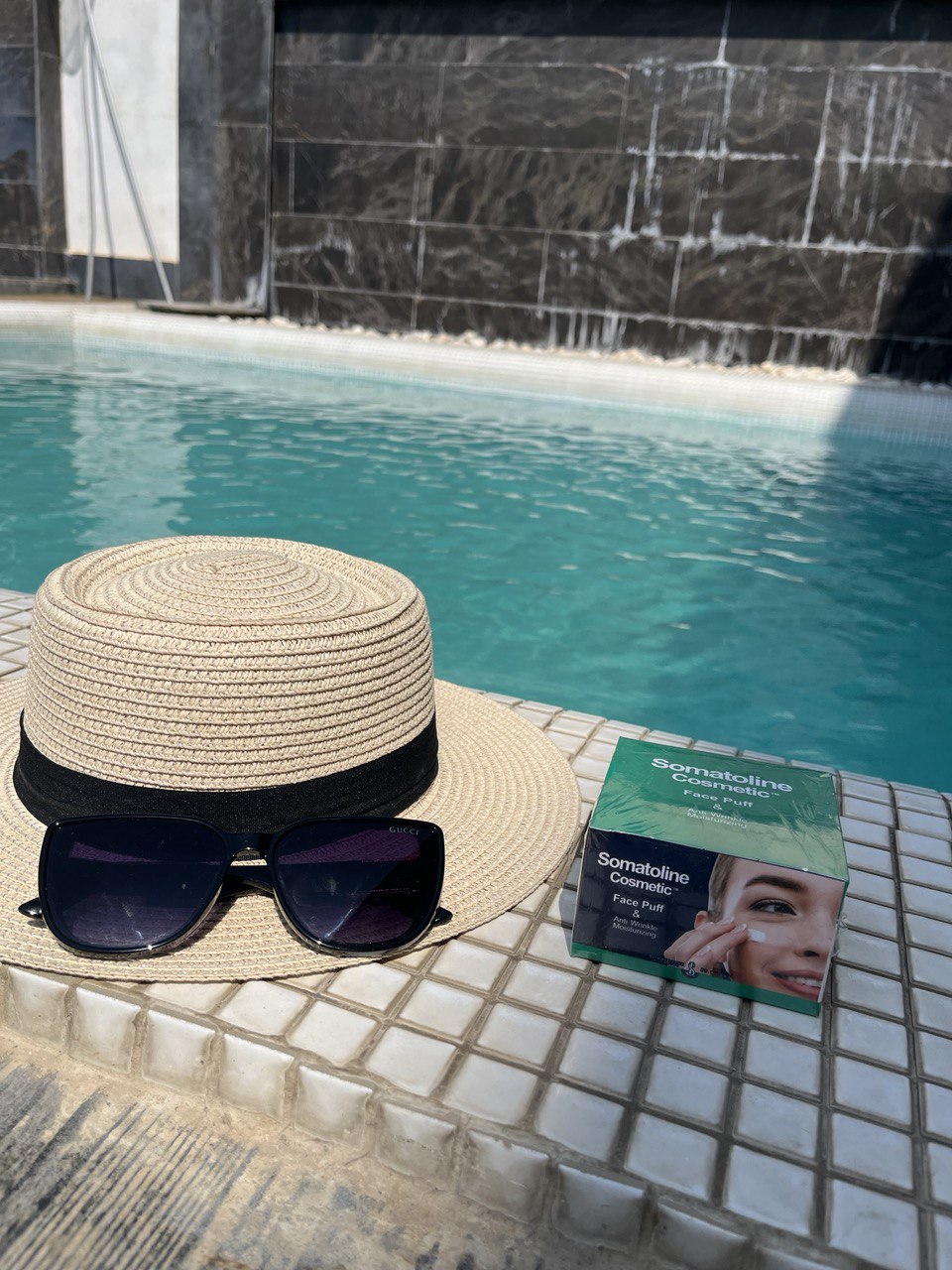 کرم پف صورت سوما